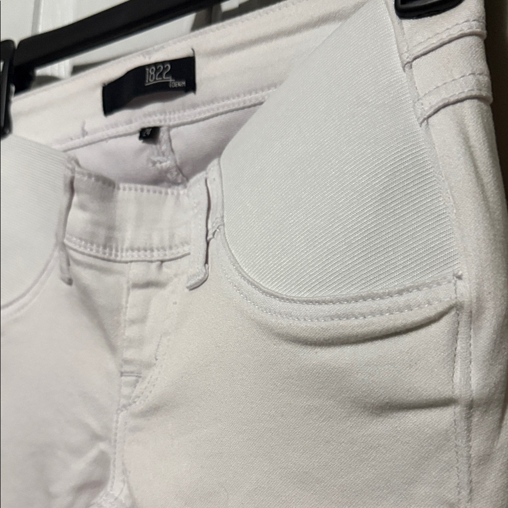1822 Denim Butter Denim Ankle Skinny jeans. Women’s {24} - Picture 4 of 9